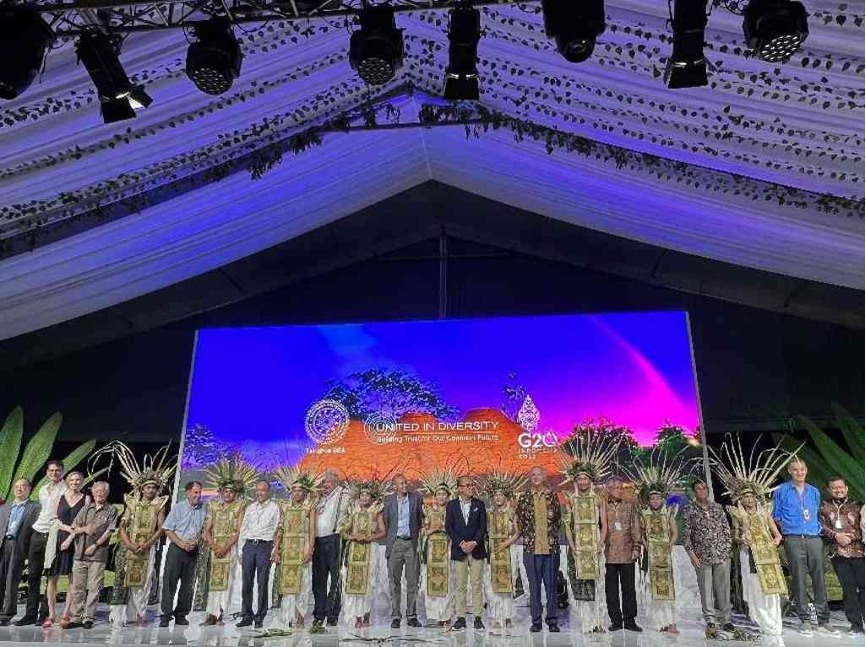20240208-走向世界的清华,何以画好人类命运共同体“同心圆”-李派摄-2022年11月16日,清华大学东南亚中心在印尼巴厘岛开园.png